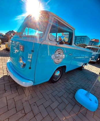 VOLKSWAGEN KOMBI 1.6 MI PICK-UP CS 8V GASOLINA 2P MANUAL